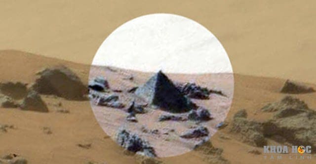 1403-nasa-dang-che-giau-su-that-ve-kim-tu-thap-tren-sao-hoa-1.jpg