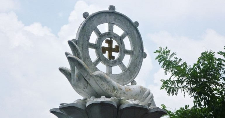 Chánh - Là Khi Thế Giới Xích Lại Gần Nhau